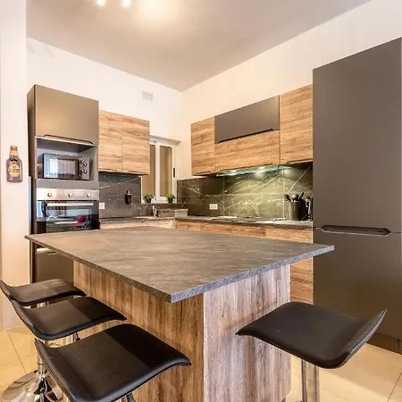 Apartament Lovely, Cosy 2br Apt With Comfy Sofa, Wifi & Ac By 360 Estates