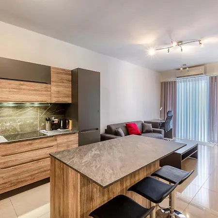 Lovely, Cosy 2br Apt With Comfy Sofa, Wifi & Ac By 360 Estates Apartament *