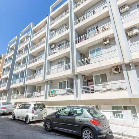Apartment Lovely, Cosy 2br Apt With Comfy Sofa, Wifi & Ac By 360 Estates *