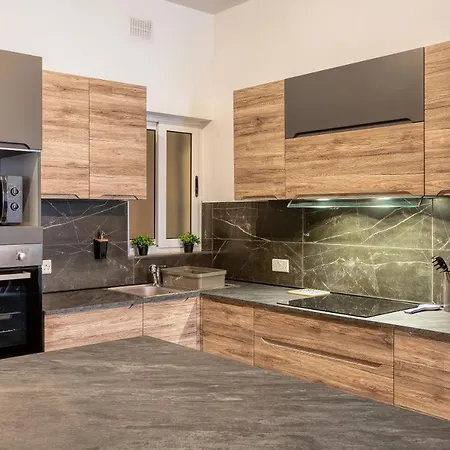 Lovely, Cosy 2br Apt With Comfy Sofa, Wifi & Ac By 360 Estates Apartman San Pawl il-Baħar