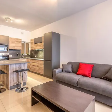Lovely, Cosy 2br Apt With Comfy Sofa, Wifi & Ac By 360 Estates * 세인트폴스베이